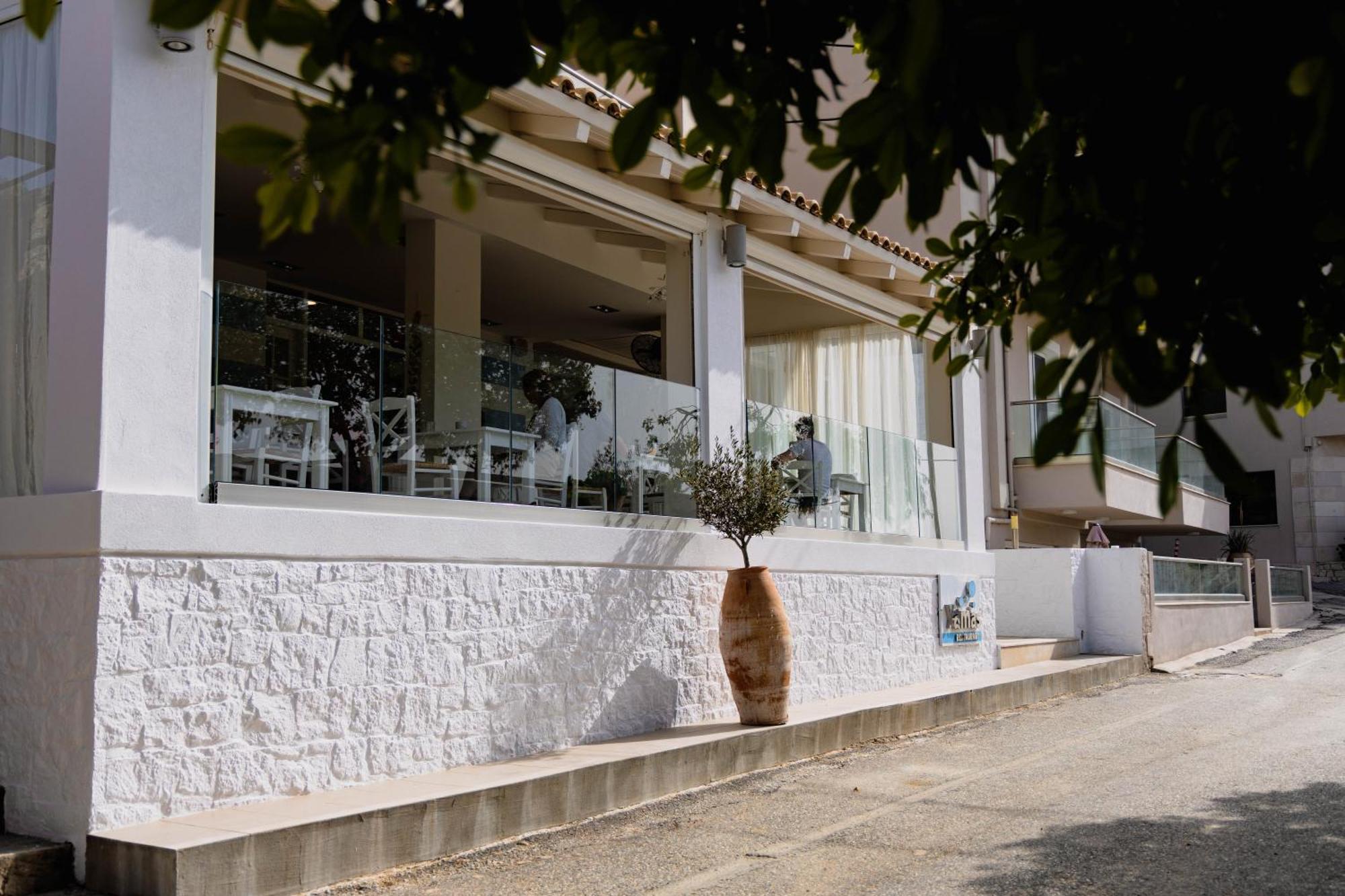 Eva Mare Hotel & Suites - Adults Only Agia Pelagia  Bagian luar foto